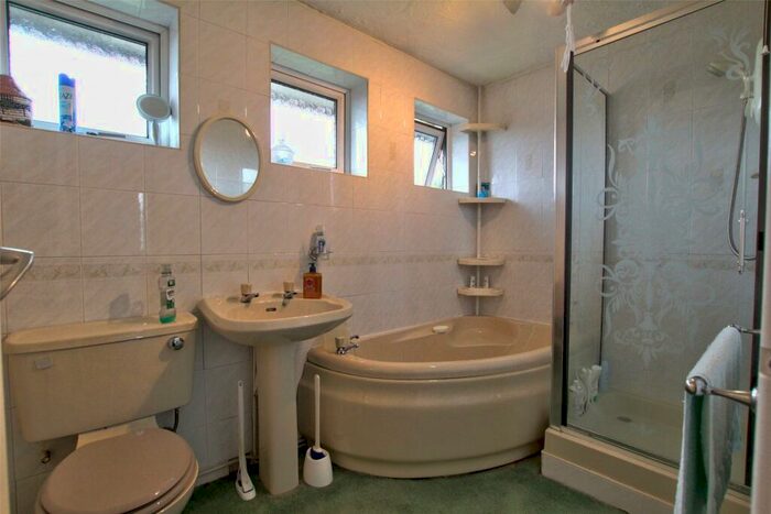 3 Bedroom Semi-Detached House For Sale In Windermere Drive, West Auckland, Bishop Auckland, DL14