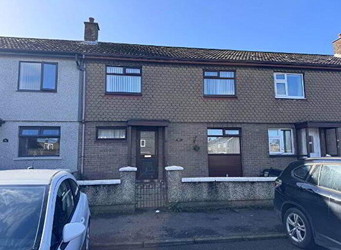 3 Bedroom Terrace House For Sale In Lincoln Court, Derry / Londonderry, BT47