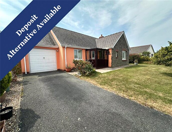 2 Bedroom Bungalow To Rent In Hawthorn Lane, Jameston, Tenby, Pembrokeshire, SA70
