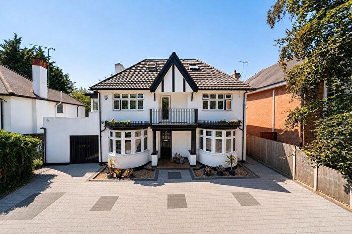 6 Bedroom Detached House For Sale In Elm Park Road, Pinner, HA5