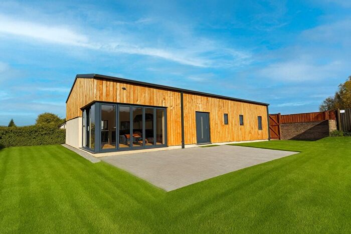 3 Bedroom Barn Conversion For Sale In Strawberry View, Draycott Road, Draycott, BS27