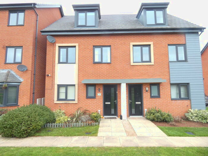 3 Bedroom Semi-Detached House To Rent In Scarlet Way, Shirebrook, NG20