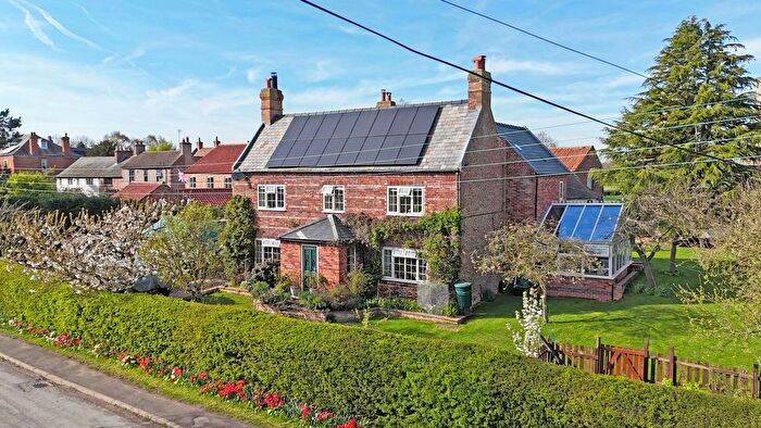 4 Bedroom Detached House For Sale In North Street, Sturton-Le-Steeple, DN22