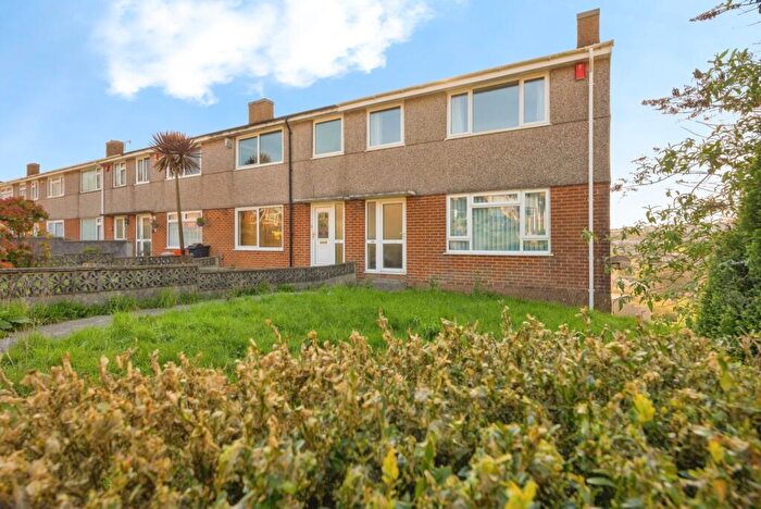 3 Bedroom End Of Terrace House For Sale In Ashford Crescent, Plymouth, Devon, PL3