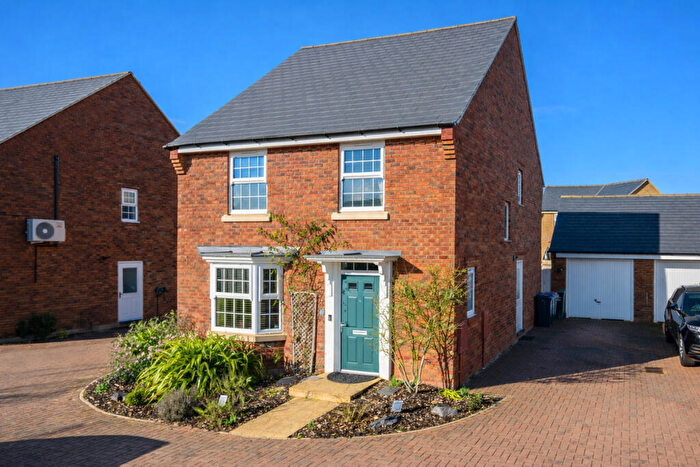 4 Bedroom Detached House For Sale In Maritime Way, Brooklands, Milton Keynes, MK10