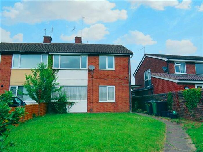2 Bedroom Apartment To Rent In Holly Bush Lane, Stourbridge, DY8