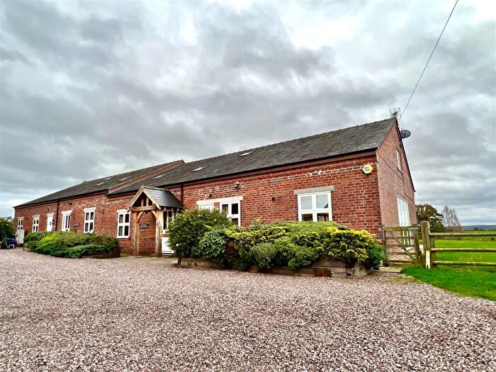 4 Bedroom Barn Conversion To Rent In Croft Barn, Park Farm Barns, Weston Road, ST18