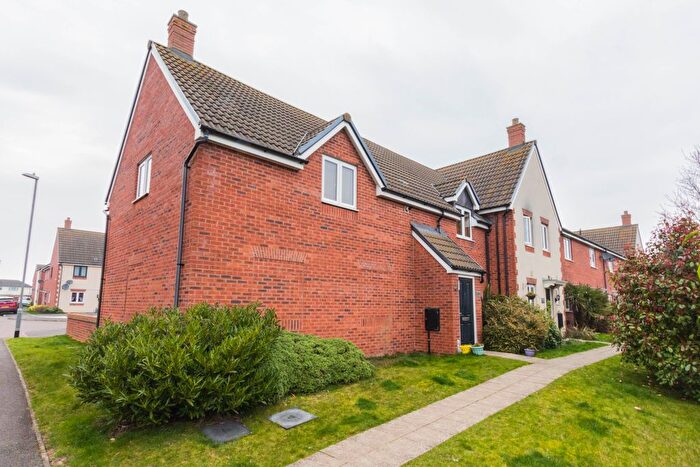 2 Bedroom Flat To Rent In Addington Road, Irthlingborough, NN9
