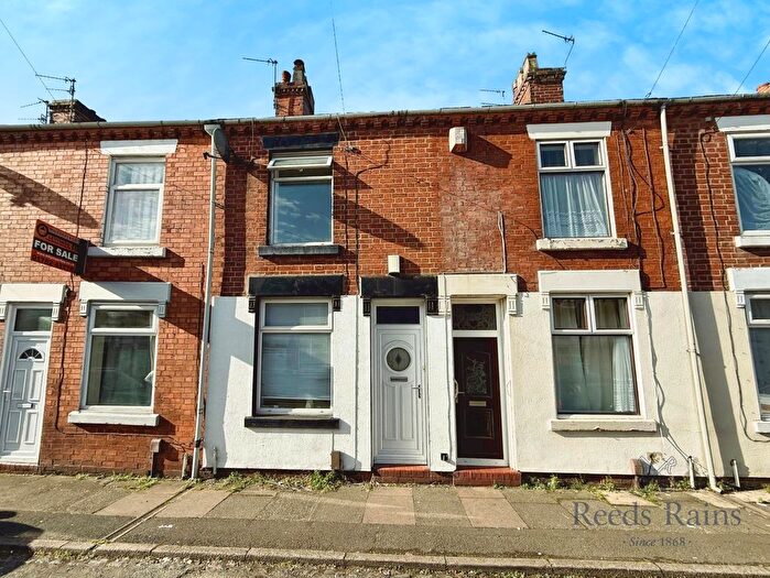 2 Bedroom Terraced House To Rent In Greengates Street, Stoke-On-Trent, Staffordshire, ST6