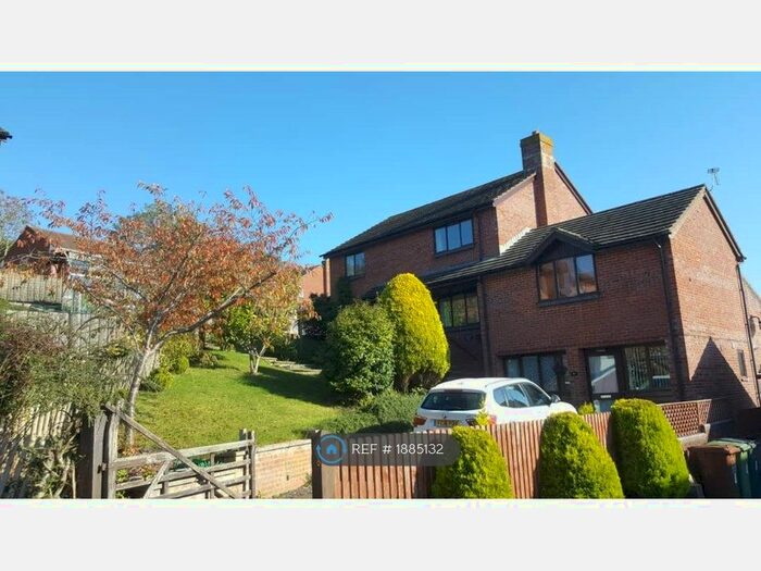 5 Bedroom Detached House To Rent In Pennsylvania Road, Exeter, EX4