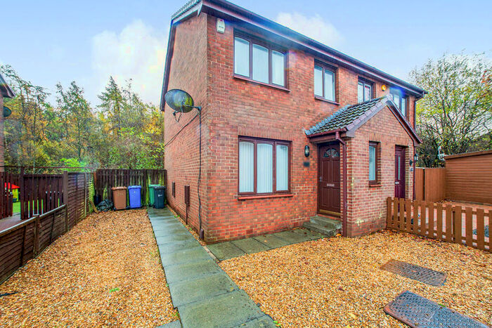 3 Bedroom Semi-Detached House To Rent In Robertson Way, Livingston, West Lothian, EH54