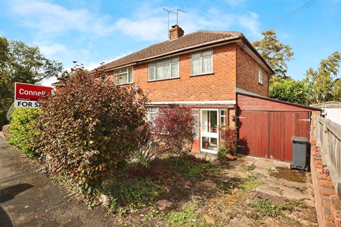 3 Bedroom Semi-Detached House For Sale In Price Road, Leamington Spa, CV32
