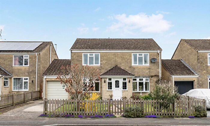 4 Bedroom Detached House For Sale In Blind Lane, Southwick, BA14