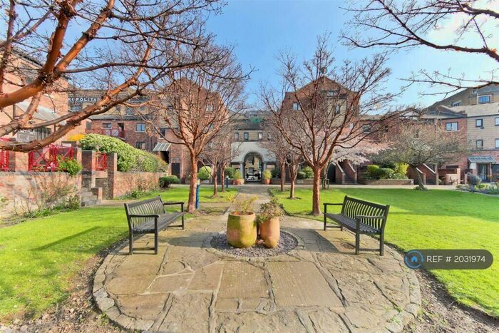 2 Bedroom Terraced House To Rent In Prosplect Place, London, E1W