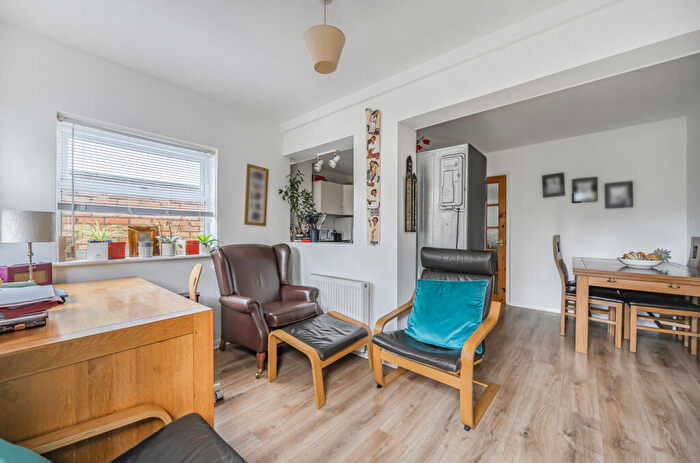 3 Bedroom Terraced House For Sale In Crane Furlong, Highworth, Swindon, SN6