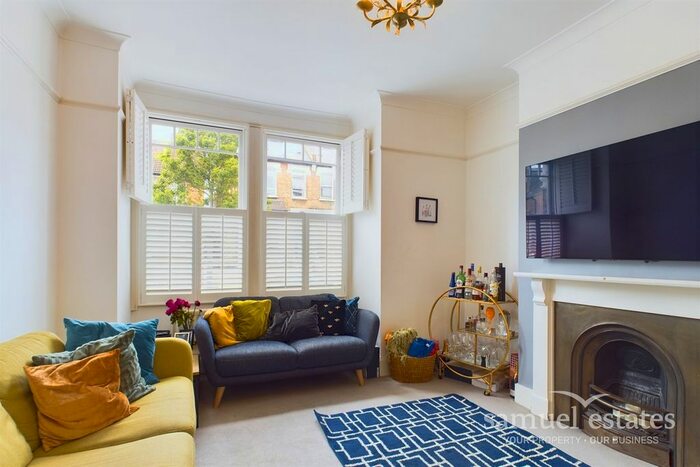 2 Bedroom Maisonette To Rent In Charlmont Road, Tooting, SW17