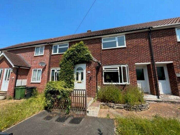 3 Bedroom Semi-Detached House To Rent In Underwood Road, Bishopstoke, Eastleigh, SO50