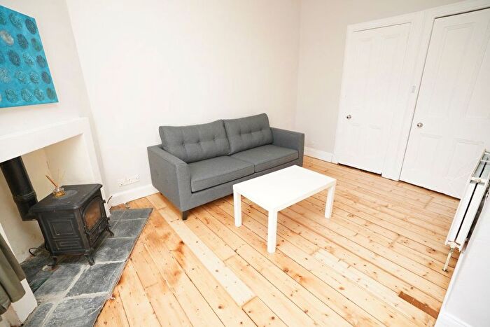 1 Bedroom Flat To Rent In Wardlaw Terrace, Gorgie, Edinburgh, EH11