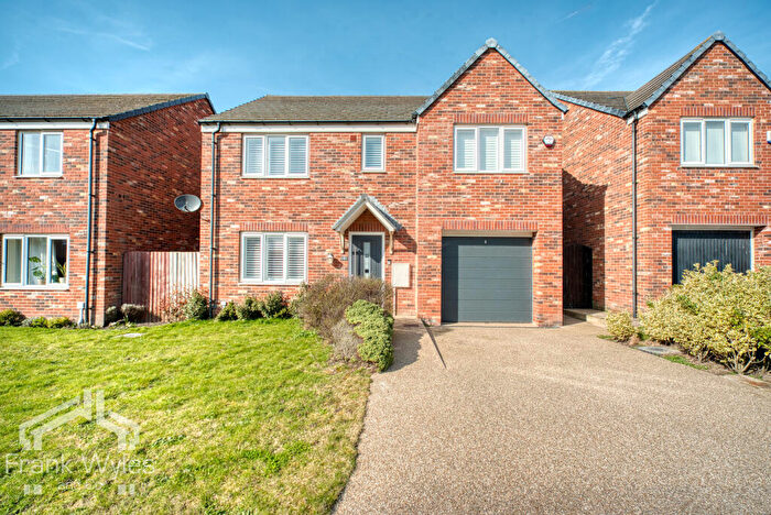 5 Bedroom Detached House For Sale In Almond Close, Lytham St Annes, Lancashire, FY8