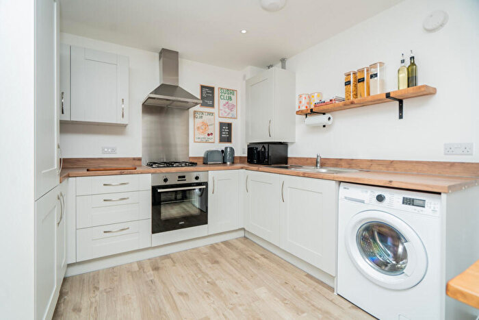 2 Bedroom Apartment For Sale In Twain Way, Tattenhoe Park, Milton Keynes, MK4