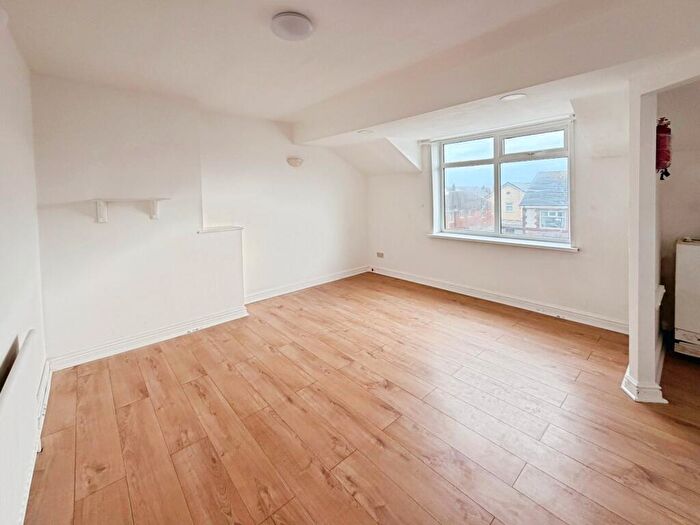 2 Bedroom Apartment To Rent In Beach Road, Thornton-Cleveleys, Lancashire, FY5