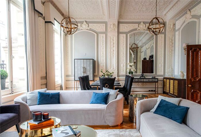 2 Bedroom Flat To Rent In The Strand, Covent Garden, WC2R