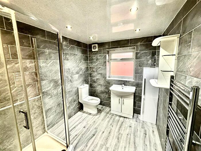 3 Bedroom Flat To Rent In Pasture Road, Goole, East Yorkshire, DN14