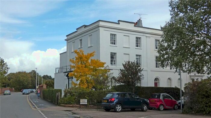 2 Bedroom Apartment To Rent In Regents Park, Exeter, Devon, EX1