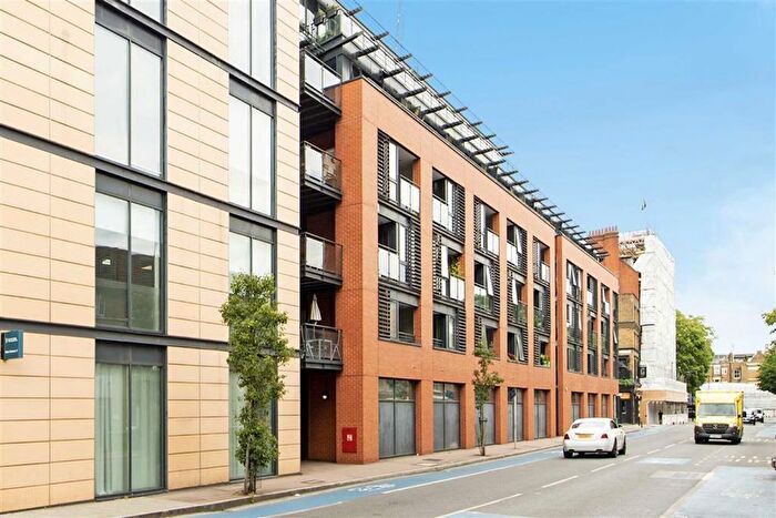 1 Bedroom Flat For Sale In Southwark Bridge Road, London Bridge, SE1