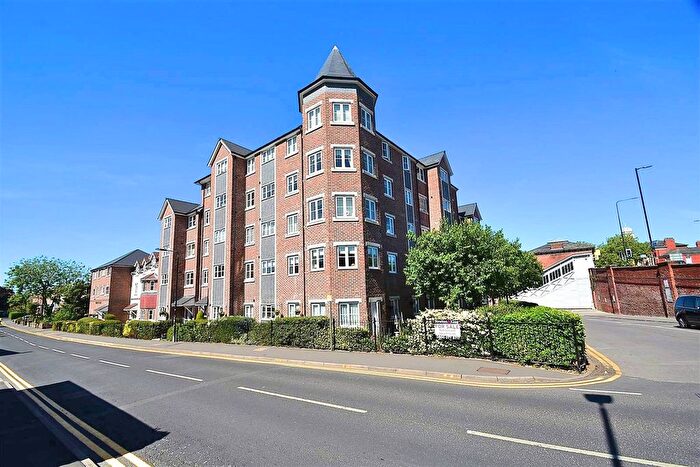 1 Bedroom Flat For Sale In Hope Road, Sale, M33