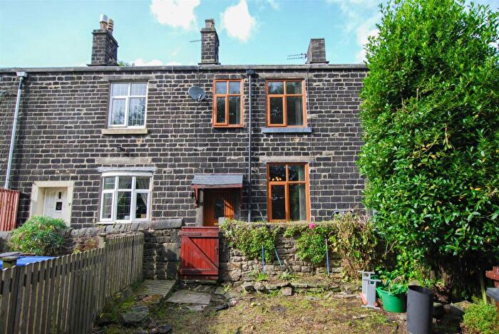3 Bedroom Cottage To Rent In Bentley Lane, Walmersley, Bury, BL9