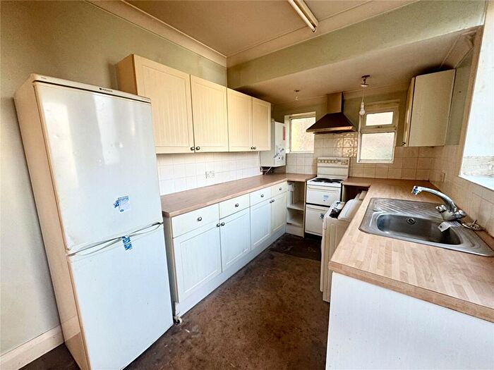 1 Bedroom Apartment For Sale In Castle Road, Bournemouth, Dorset, BH9
