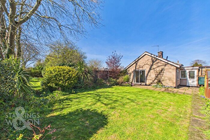 3 Bedroom Detached Bungalow For Sale In Beverley Road, Brundall, Norwich, NR13