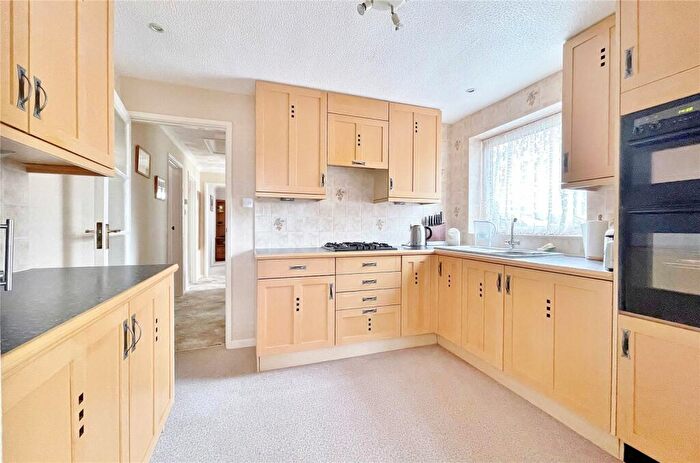 2 Bedroom Bungalow For Sale In Ainsdale Road, Worthing, West Sussex, BN13