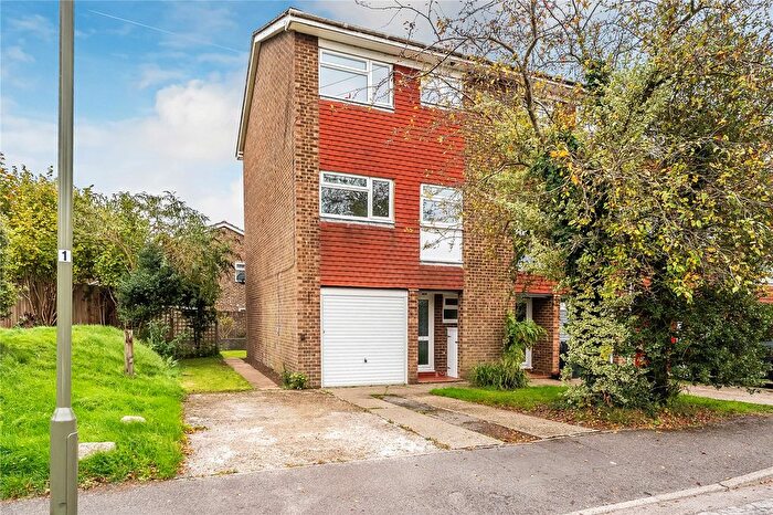 3 Bedroom End Terrace House For Sale In Durfold Drive, Reigate, Surrey, RH2