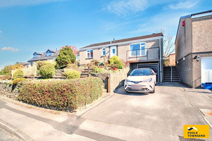 2 Bedroom Detached Bungalow For Sale In Birkbeck Close, Kendal, LA9