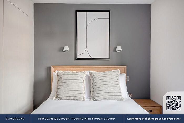 2 Bedroom Flat To Rent In Waterloo, SE1