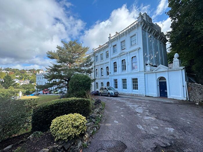 2 Bedroom Flat For Sale In Flat Lisburne Crescent, Higher Woodfield Road, Torquay, Devon, TQ1