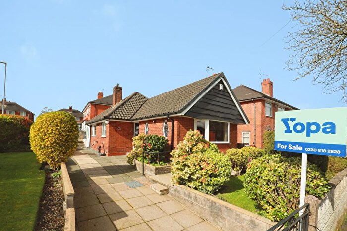 2 Bedroom Bungalow For Sale In Courtway Drive, Sneyd Green, Stoke-On-Trent, ST1