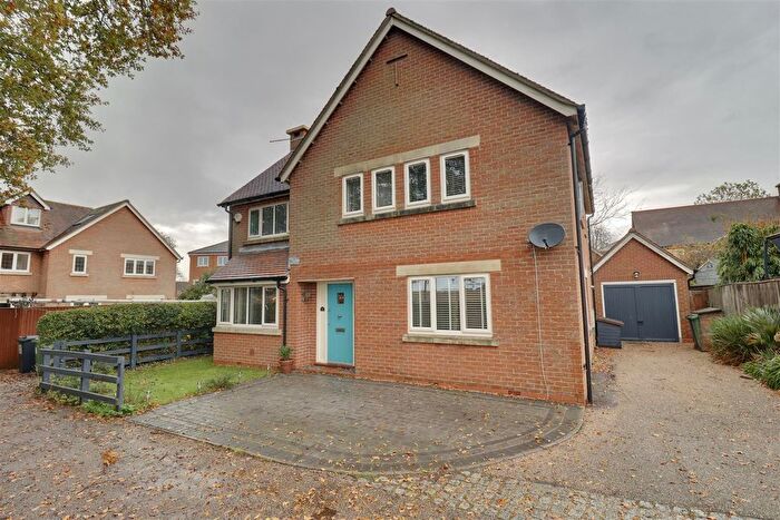 4 Bedroom Property For Sale In Charity View, Knowle, Fareham, PO17