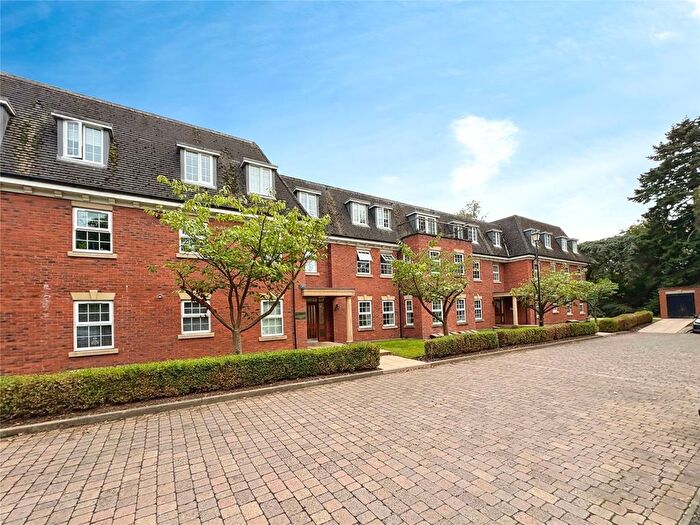 1 Bedroom Flat To Rent In Castlecroft Road, Wolverhampton, Staffordshire, WV3