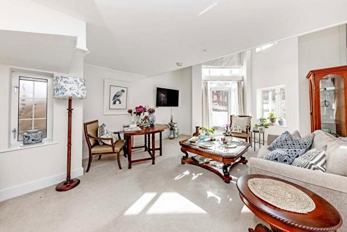 1 Bedroom Flat To Rent In Gunter Grove, Kensington And Chelsea, SW10