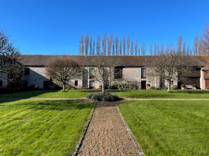 3 Bedroom Terraced House For Sale In Bineham Court, Knole, Langport, TA10