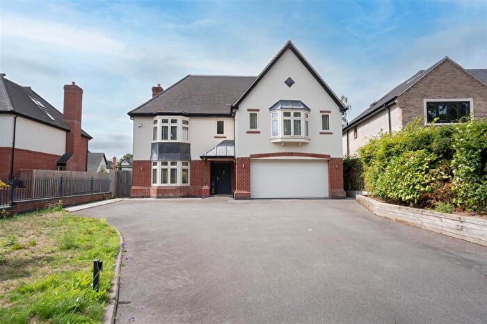 5 Bedroom Detached House To Rent In Alderbrook Road, Solihull, B91