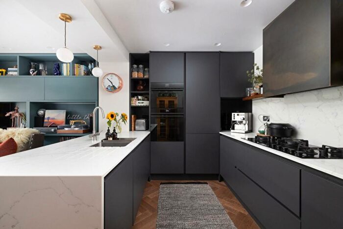 2 Bedroom Terraced House For Sale In Church Lane, Cliftonwood, BS8