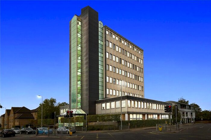 1 Bedroom Flat To Rent In Rivers House, Springfield Road, Chelmsford, CM2