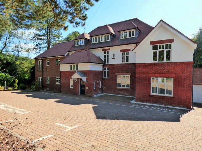 2 Bedroom Apartment To Rent In Flat The Pines, Buxton Road West, Disley, Stockport, SK12