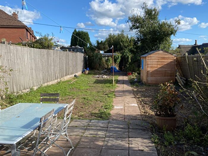 3 Bedroom Terraced House For Sale In Pound Close, Charminster, DT2