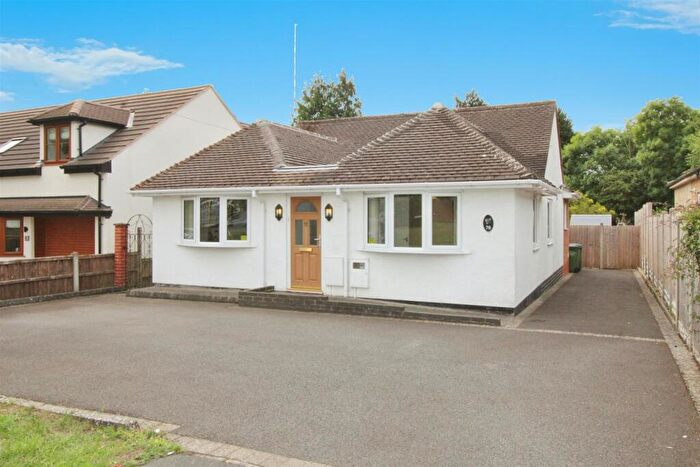 3 Bedroom Detached Bungalow For Sale In Crick Road, Rugby, CV21