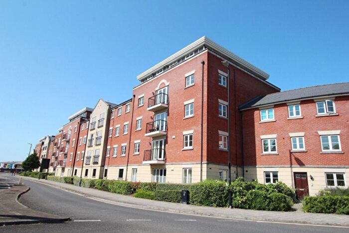 2 Bedroom Flat To Rent In Brookbank Close, Cheltenham, GL50